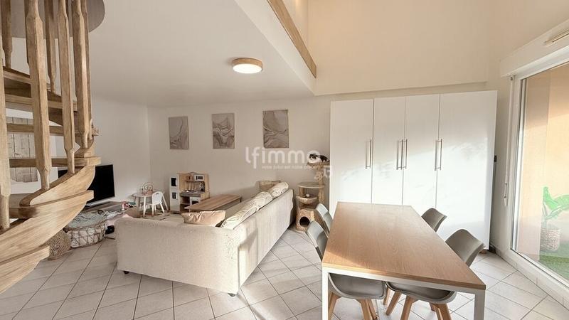 Duplex - 87 m² - 4 pièces