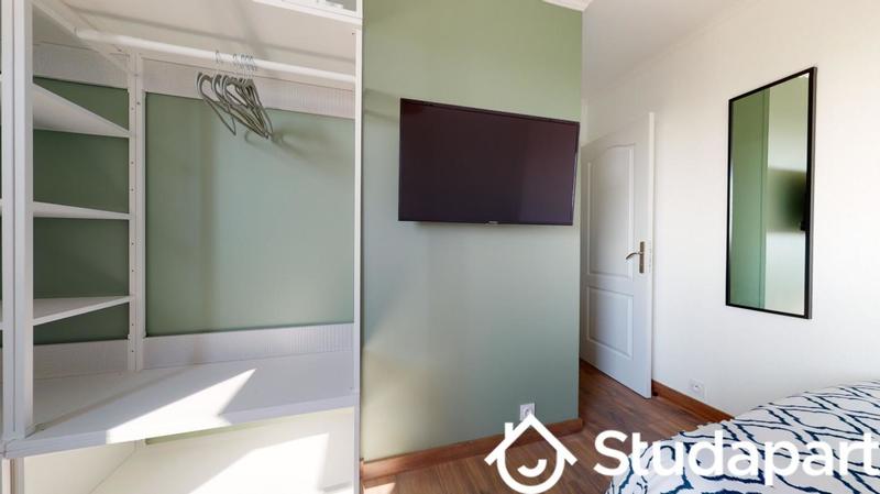 Chambre - 9 m² - 1 pièce