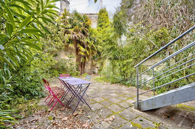 Maison - 255 m² - 10 pièces