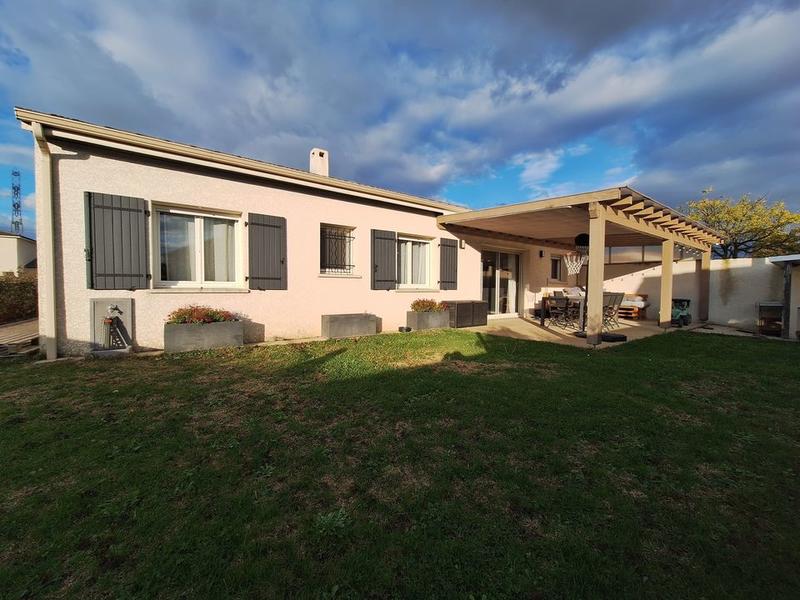 Maison - 97 m² - 4 pièces