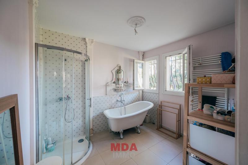 Appartement - 130 m² - 4 pièces