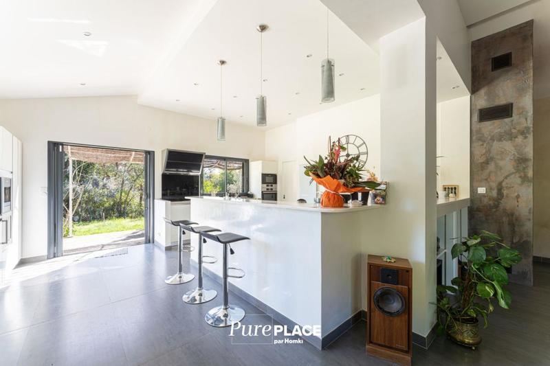 Maison - 150 m² - 5 pièces