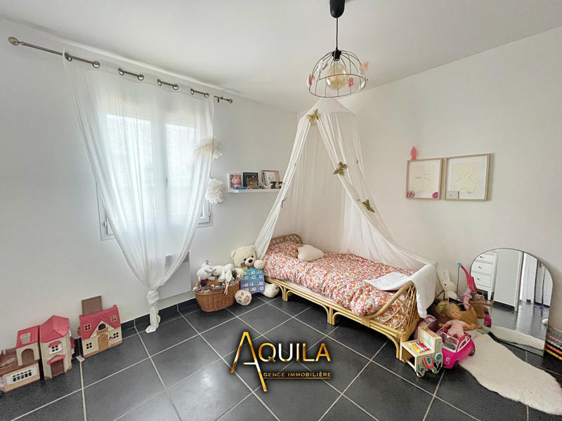 Villa - 104 m² - 4 pièces