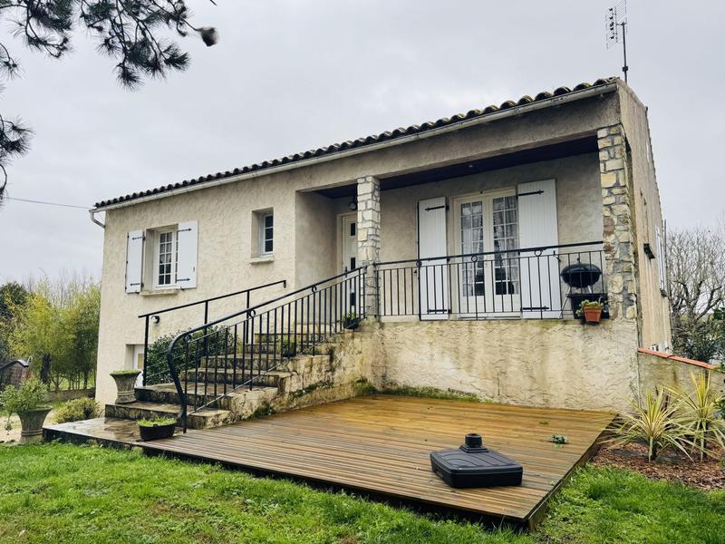 Maison traditionnelle - 154 m² - 6 pièces