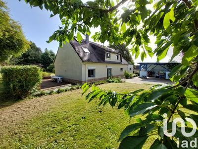 Maison - 209 m² - 9 pièces