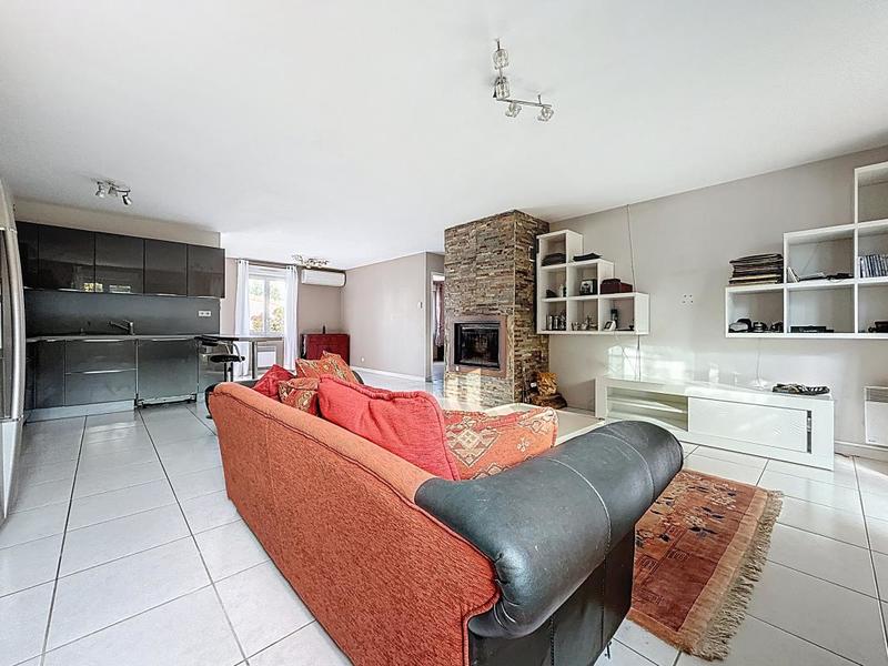 Maison - 102 m² - 4 pièces