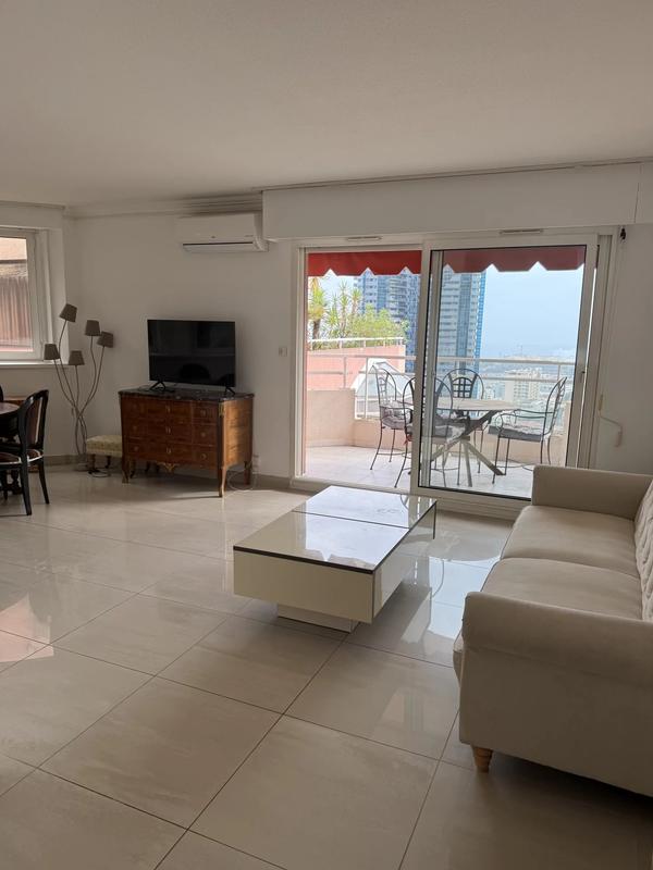 Appartement - 70 m² - 3 pièces