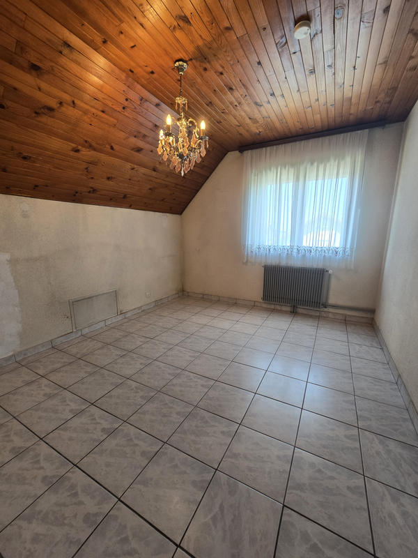 Maison - 163 m² - 7 pièces