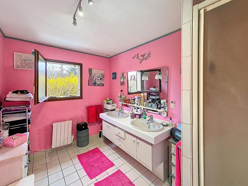 Maison - 143 m² - 5 pièces