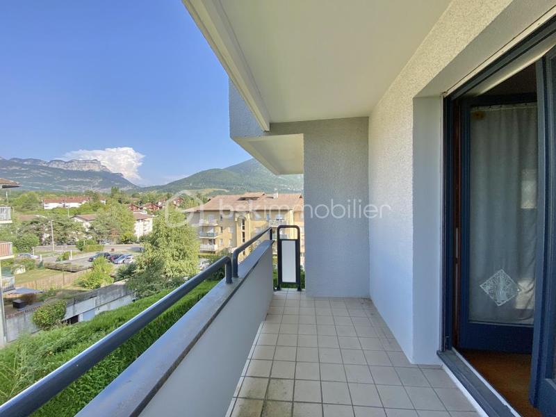 Appartement - 80 m² - 3 pièces