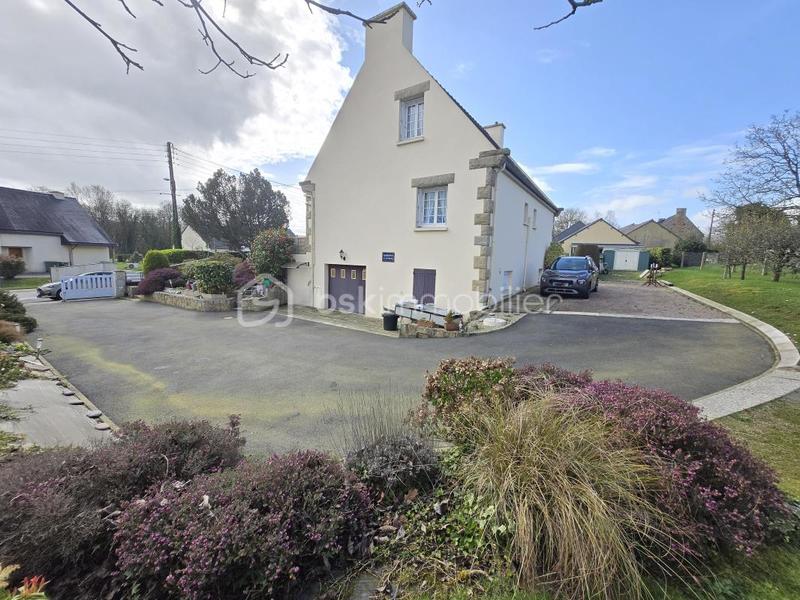 Maison - 135 m² - 6 pièces