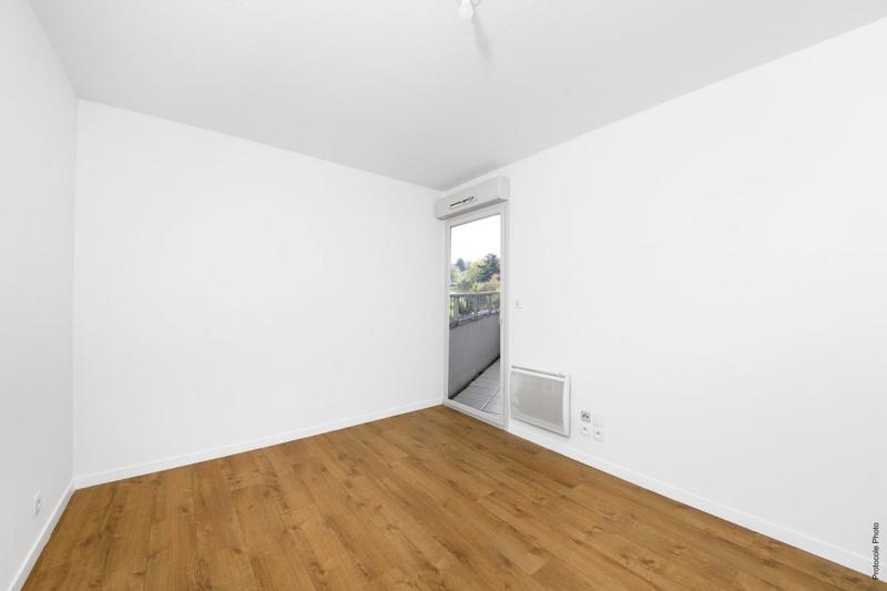 Appartement - 93 m² - 4 pièces