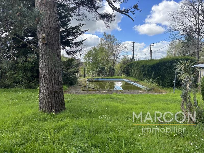 Propriété - 225 m²