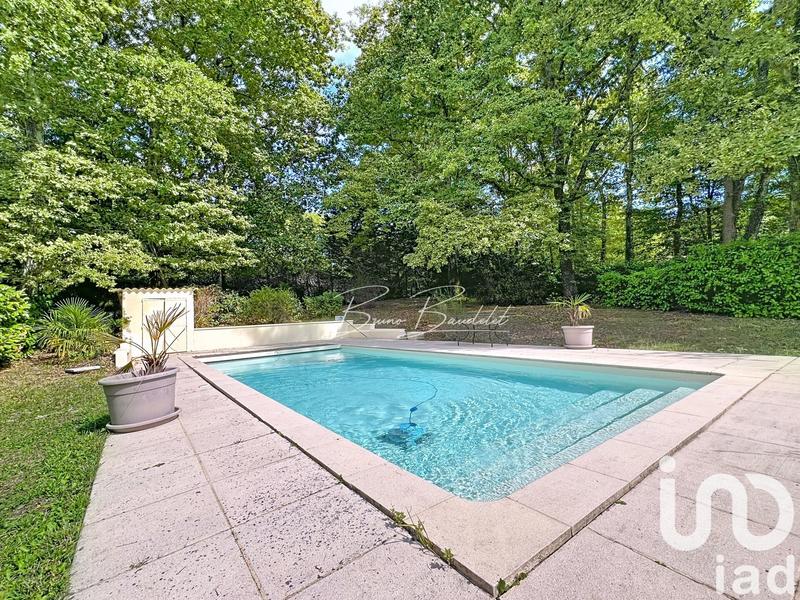 Maison - 200 m² - 6 pièces