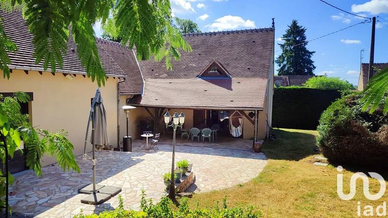 Maison - 292 m² - 7 pièces