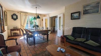 Propriété - 194 m² - 7 pièces