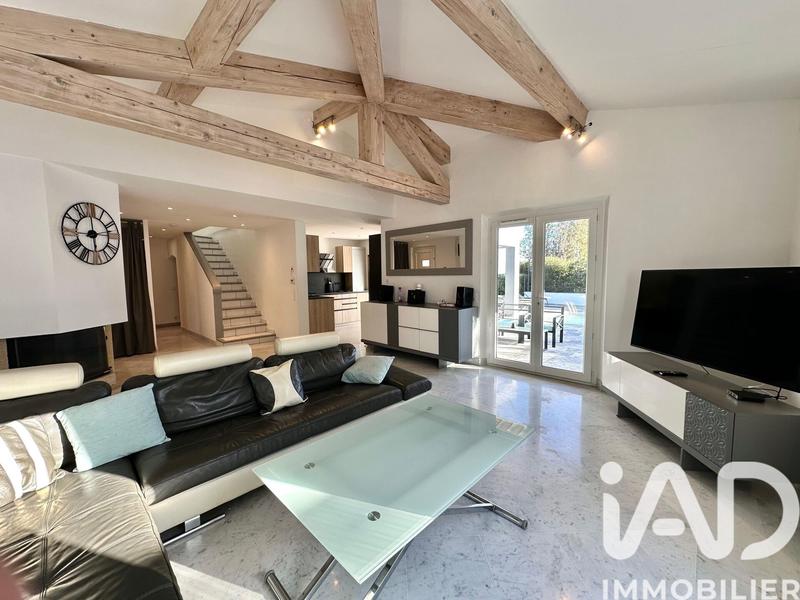 Maison - 119 m² - 5 pièces