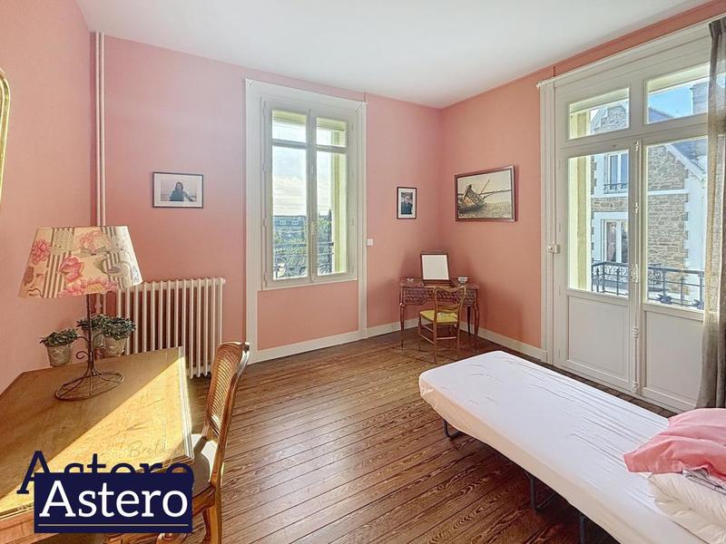 Maison - 145 m² - 7 pièces