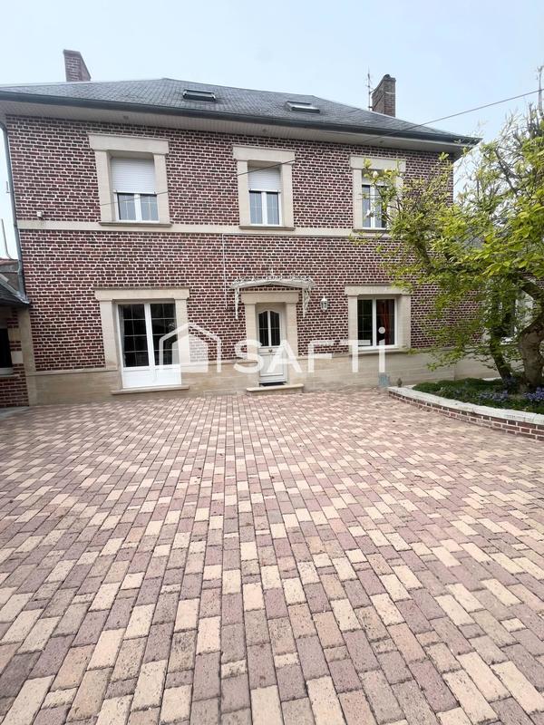 Maison de maîtres - 133 m² - 9 pièces