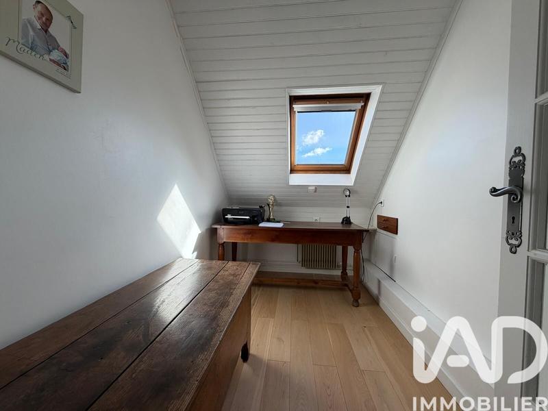 Maison - 167 m² - 6 pièces