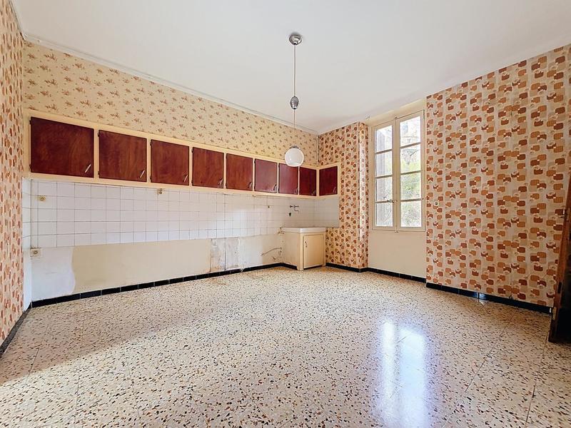 Maison de maîtres - 246 m² - 9 pièces