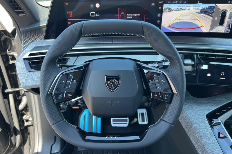 Peugeot 3008 New Hybrid 145 E-Dcs6 Gt