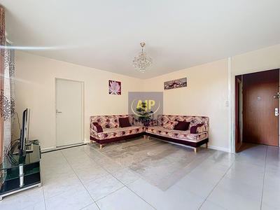 Appartement - 81 m² - 4 pièces