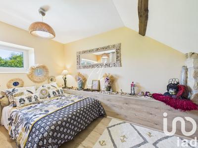 Maison - 360 m² - 13 pièces