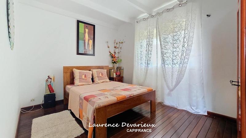 Maison - 200 m² - 5 pièces