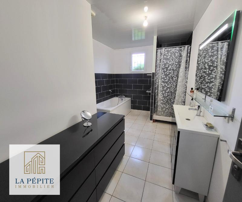 Maison - 122 m² - 6 pièces