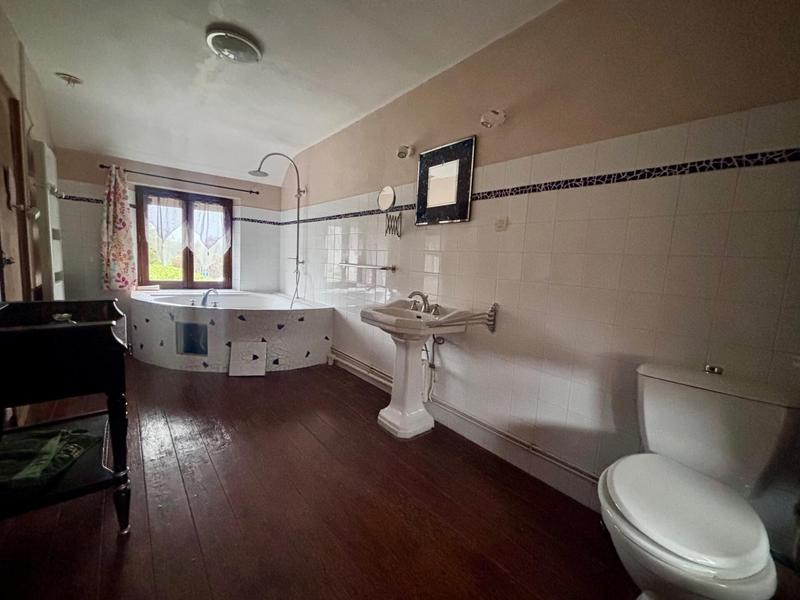 Maison - 160 m² - 6 pièces