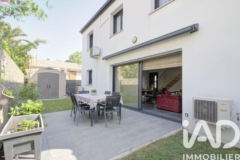Maison - 87 m² - 4 pièces