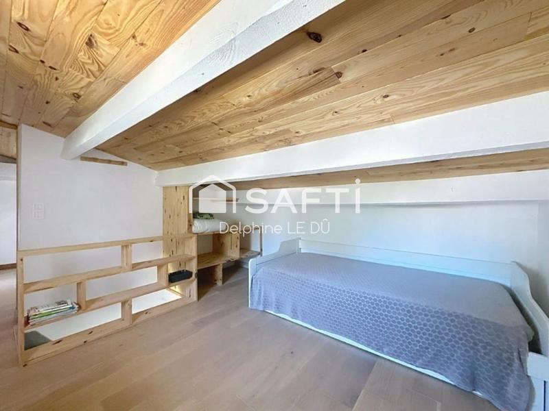 Maison - 77 m² - 5 pièces