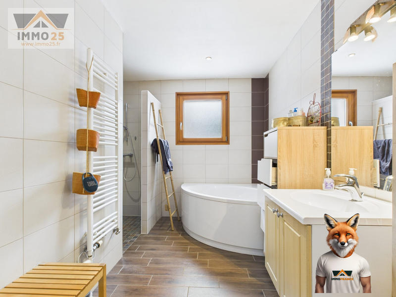 Maison - 169 m² - 6 pièces