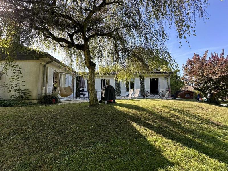 Maison - 170 m² - 8 pièces