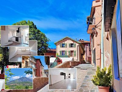 Maison - 87 m² - 4 pièces