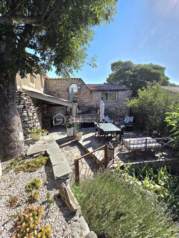 Mas - 210 m² - 10 pièces