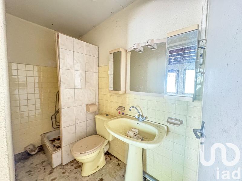 Maison - 250 m² - 5 pièces