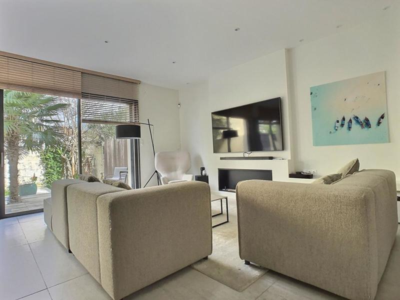 Maison - 170 m² - 6 pièces