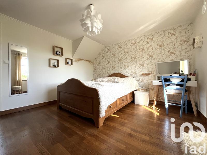 Maison - 180 m² - 8 pièces