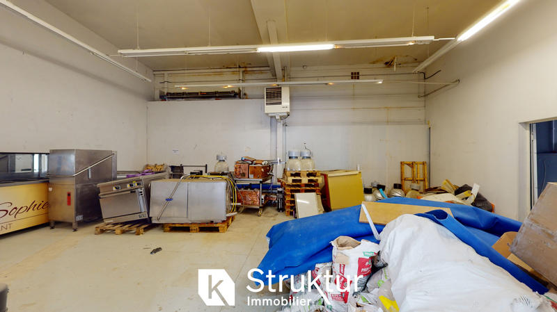 Local commercial - 472 m²