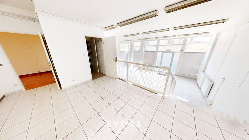 Appartement - 105 m² - 3 pièces