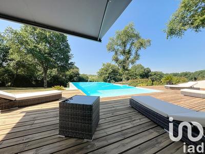 Maison - 175 m² - 5 pièces