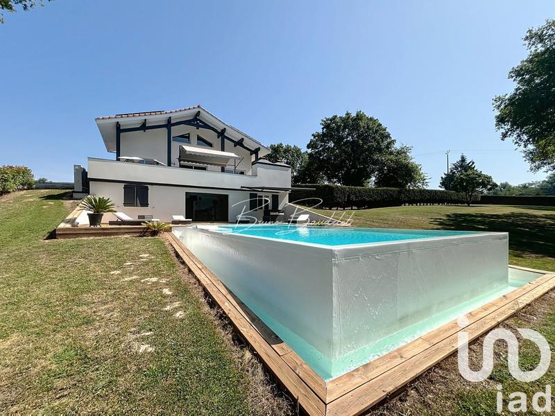 Maison - 175 m² - 5 pièces