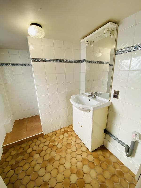 Maison - 68 m² - 6 pièces