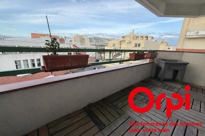 Appartement - 82 m² - 4 pièces