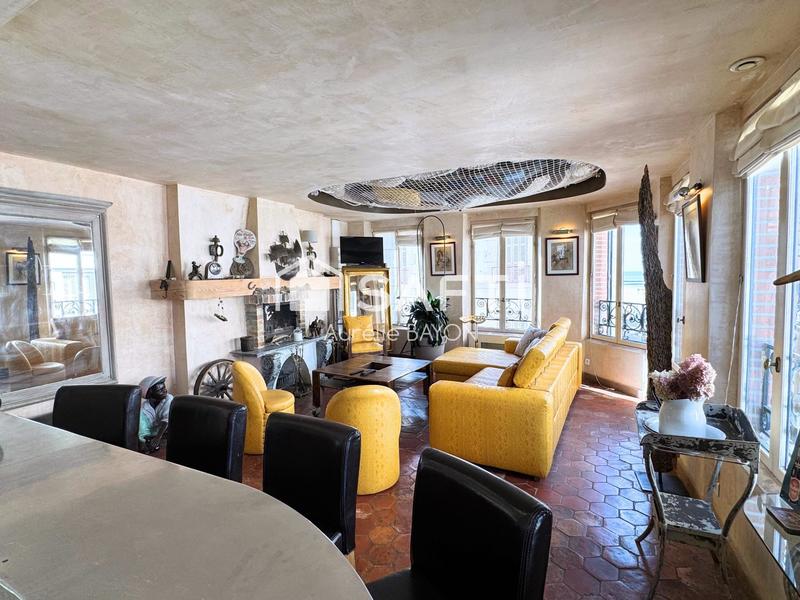 Appartement - 100 m² - 4 pièces