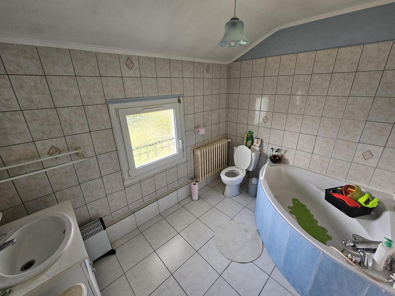 Maison - 183 m² - 10 pièces