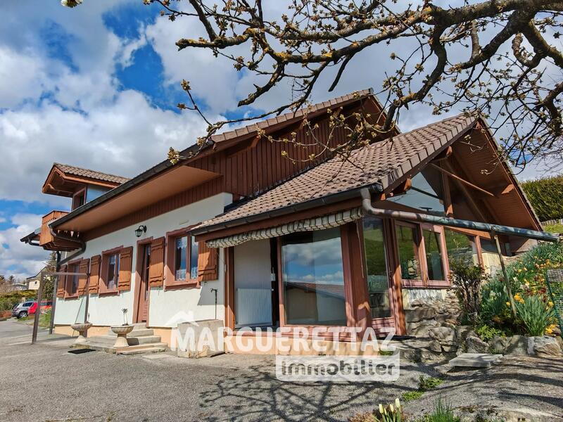 Maison - 97 m² - 4 pièces