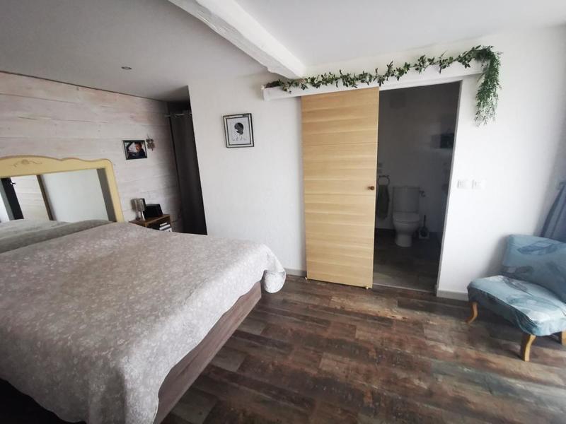 Propriété - 166 m² - 7 pièces